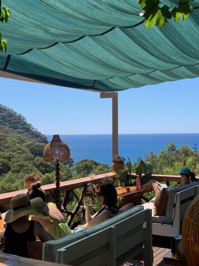 Large Bungalow With Sea View In Kabak Bay, Oeluedeniz Фетхие Экстерьер фото
